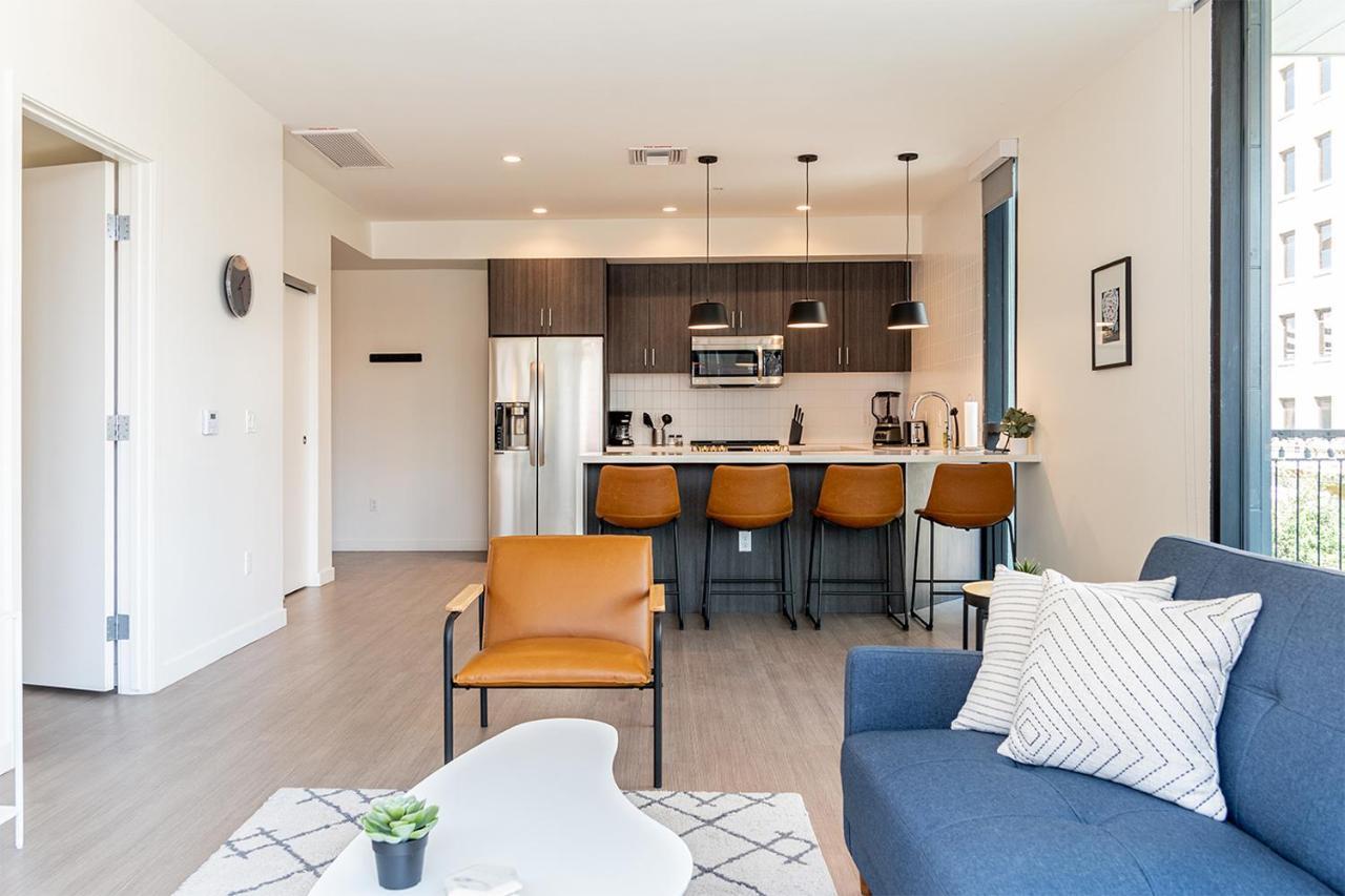 Luxe Insta-Worthy Retreat Located Downtown Apartment Tucson Exterior photo