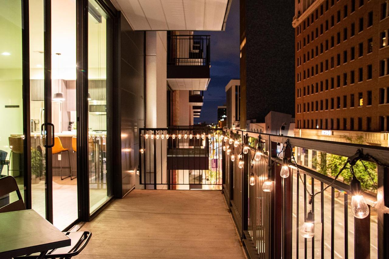 Luxe Insta-Worthy Retreat Located Downtown Apartment Tucson Exterior photo