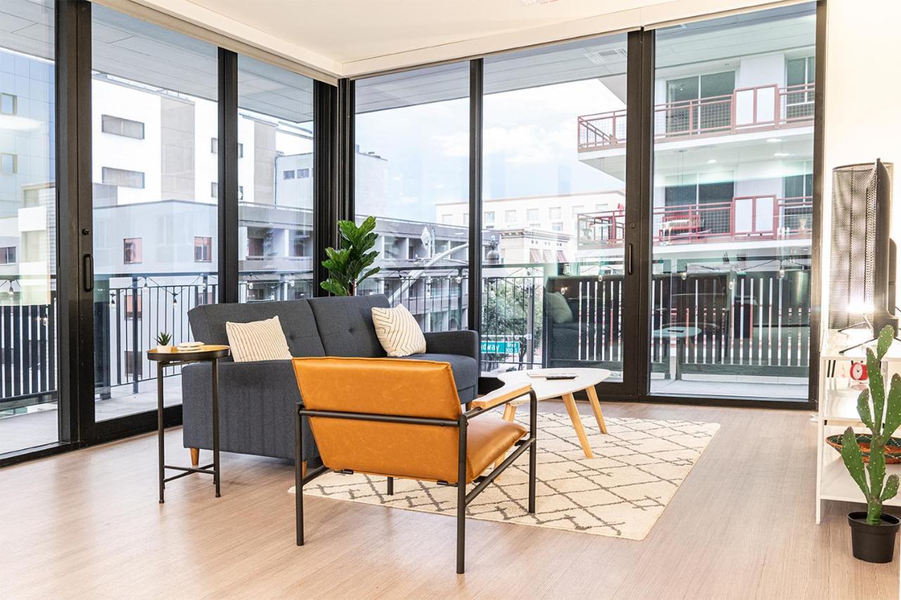 Luxe Insta-Worthy Retreat Located Downtown Apartment Tucson Exterior photo